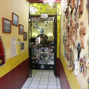  Pensión Casa Zalaoui México