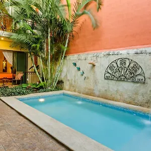 https://casa-del-maya-bed-breakfast.hotelsmerida.org